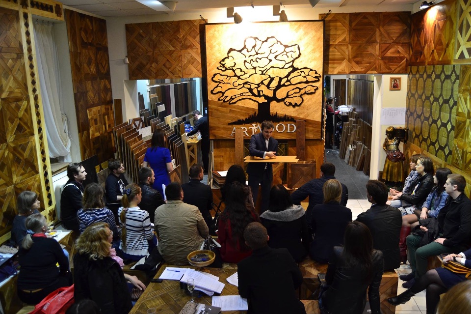 Презентация в салоне Арт Вуд Паркет Киев апрель 2015
