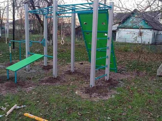 установка дитячих майданчиків