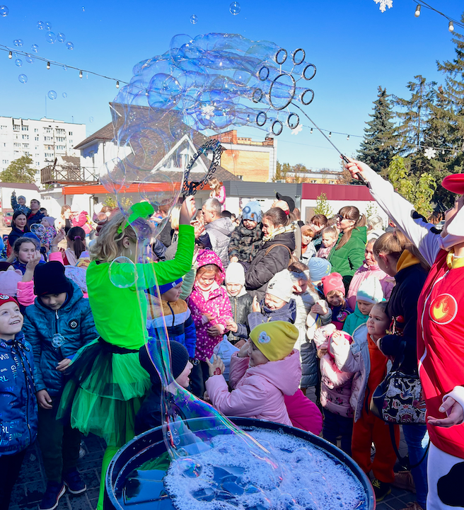 шоу мыльных пузырей