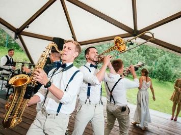 замовити музику на весілля