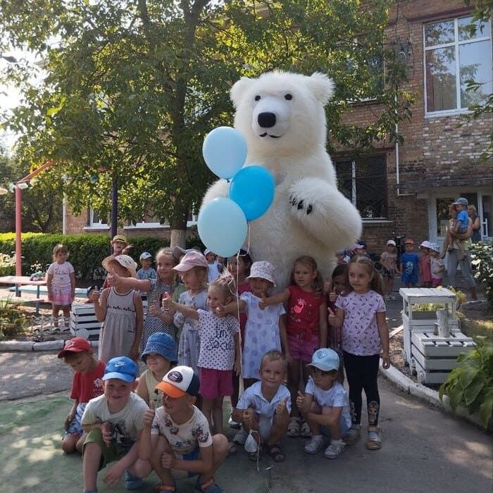 замовити білого ведмедя на свято