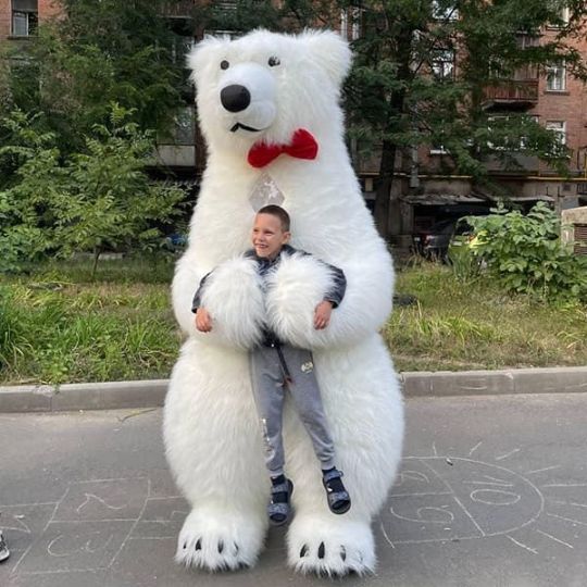 привітання білого мішки