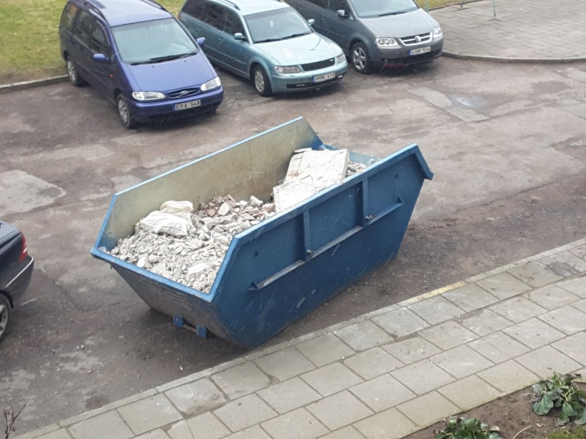 Kapitalinės sienos griovimas Taikos pr