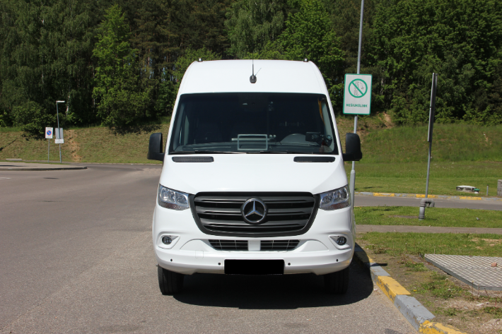 27 vietu autobusu nuoma vilnius