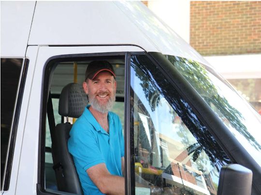 Mikroautobusų nuoma su vairuotoju