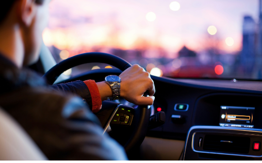 KROVININIŲ MIKROAUTOBUSŲ NUOMA