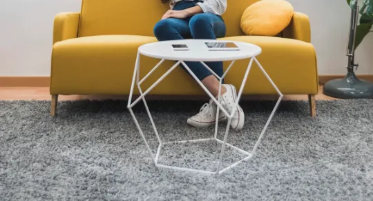 Como limpar tapetes grandes: maneiras eficientes de lidar com peças de grande porte