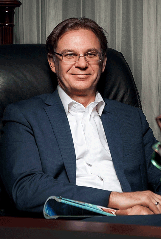 АНДРІЙ АЗАРОВ