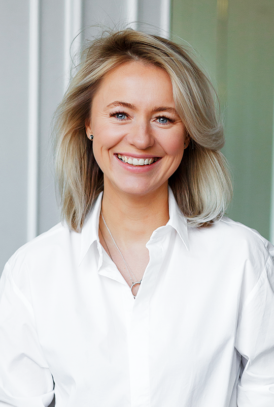 АННА КОНДРАТЬЕВА