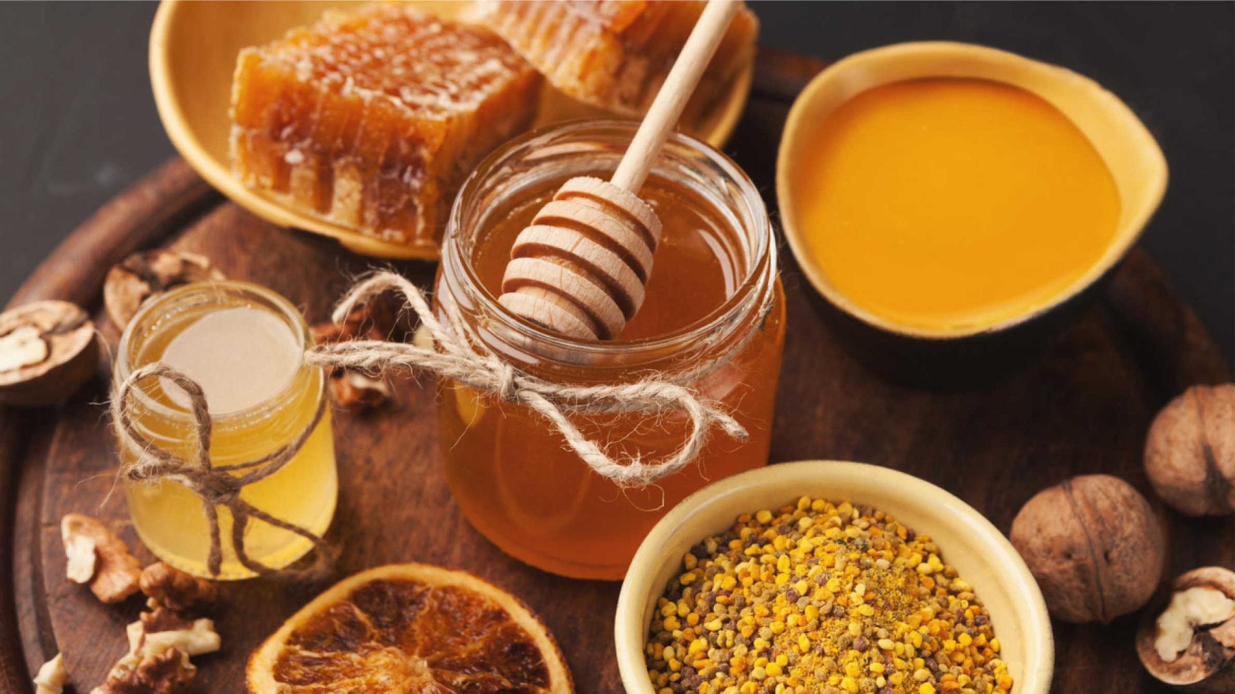 Магазин продуктов пчеловодства. Мёд и продукты пчеловодства. Медовый фон. Продукты пчеловодства фотосток. Продукты пчеловодства фото.