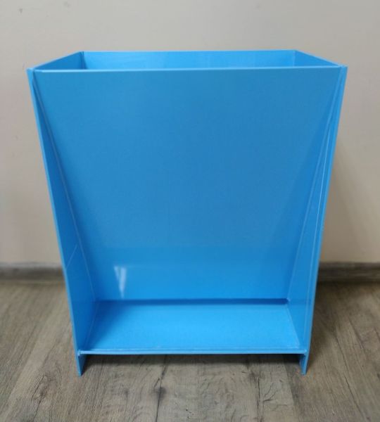 Бункерная кормушка для птиц