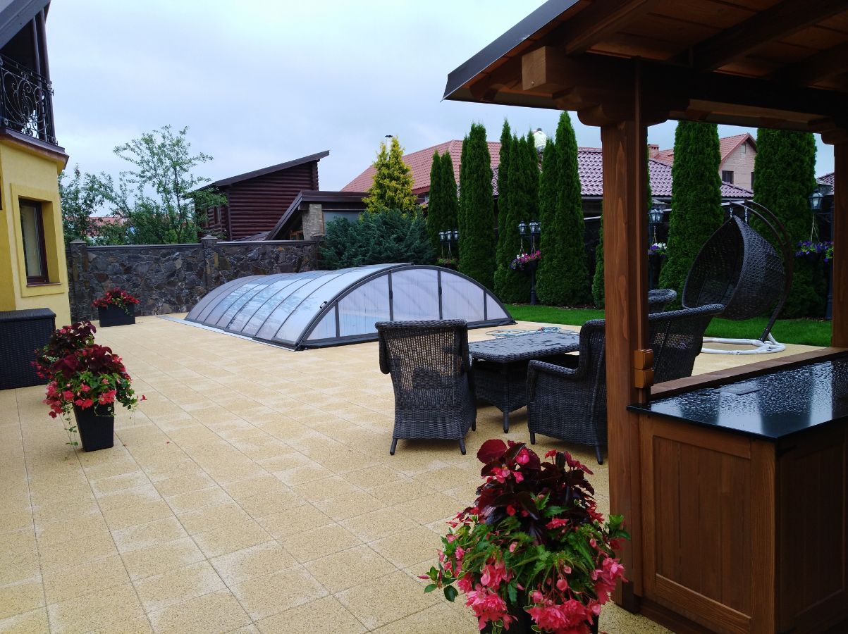 Zastřešení bazénu